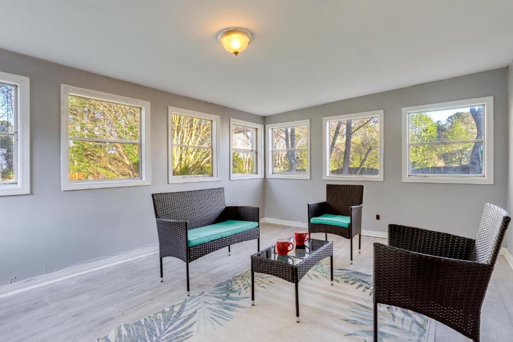 Close to Shopping Pet-Friendly Lawrenceville Home